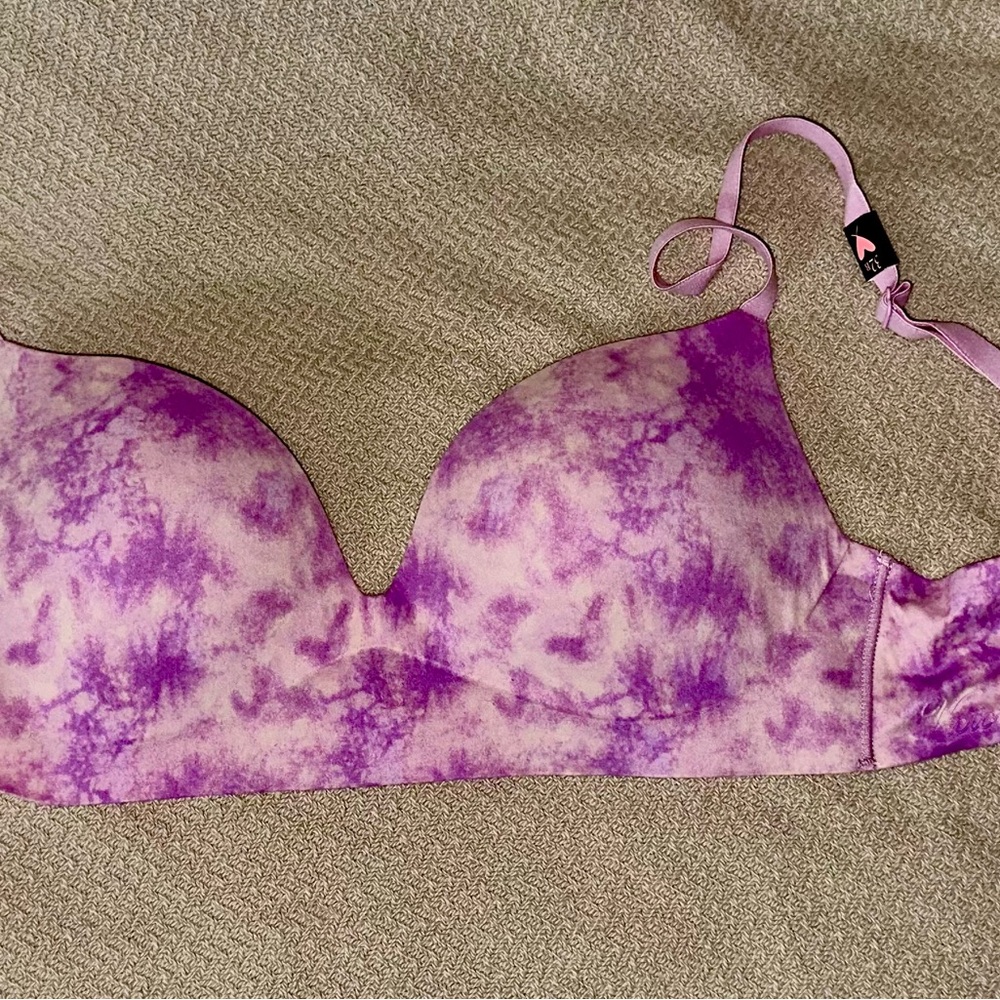 Victoria’s Secret Purple Tie-Dye Women's Bra